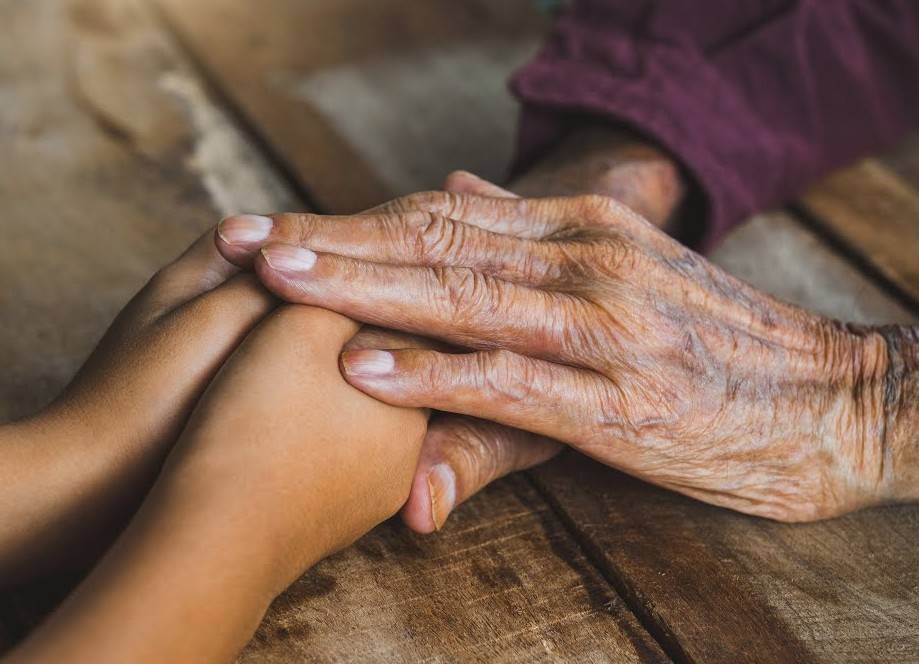 enxerto de gordura na mão para rejuvenescimento das mãos